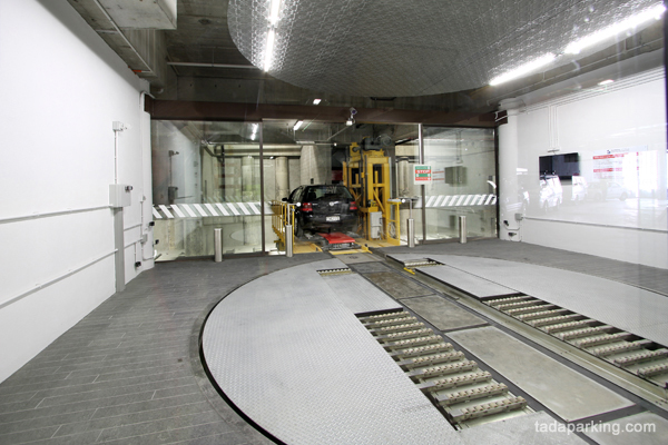 Gate of automated vehicle parking system